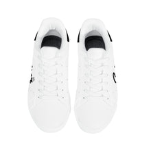 Charger l'image dans la galerie, Guitare - Baskets Sneakers pour guitariste - Guitar: By a legend, for the fans