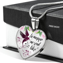 Charger l&#39;image dans la galerie, Cadeau pour Musicienne - Collier Pendentif Note de Musique - La Musique me rend libre - Pour Musicienne - Boîte Cadeau offerte - Couleur argent en acier inoxydable - Bijou Femme